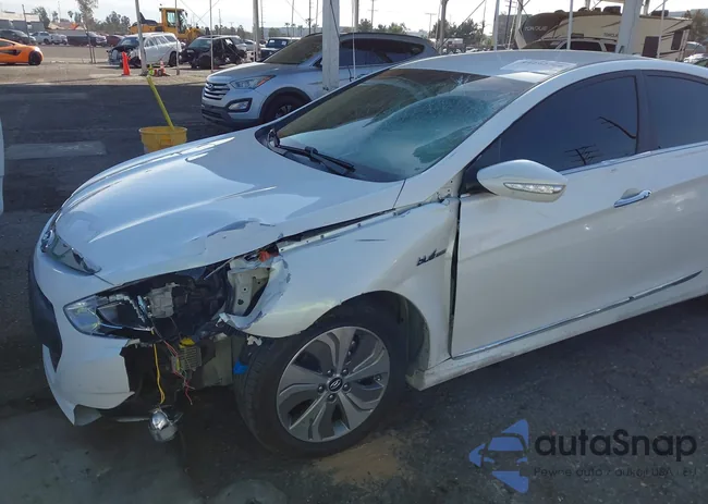 KMHEC4A42EA112124: 44292766