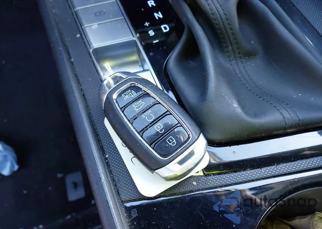 KMHLS4AG2PU590341: 44292863