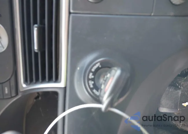 2C8GF68424R302035: 44292975