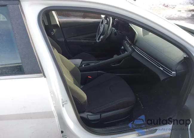 KMHLS4DG8RU664151: 44292981