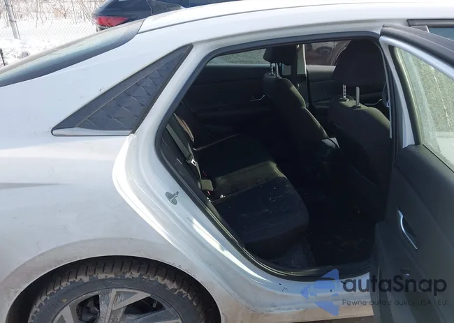 KMHLS4DG8RU664151: 44292981