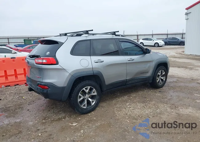 1C4PJMBS5FW756592: 44294041