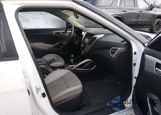 KMHTC6AD4DU126669: 44294064