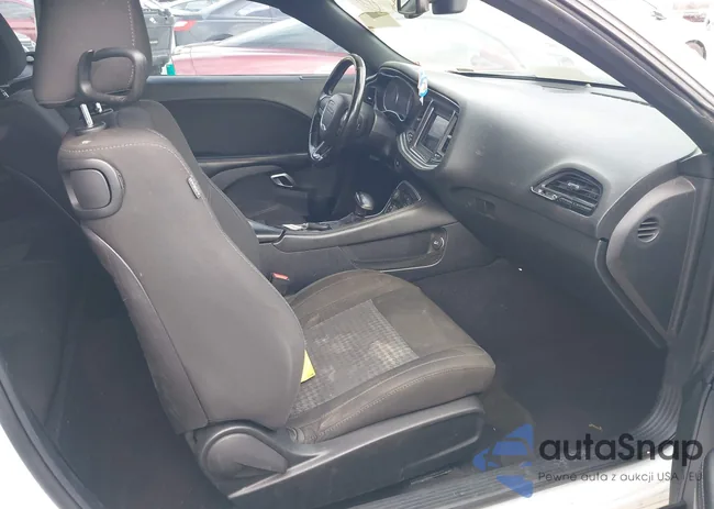 2C3CDZAG7KH751276: 44294074