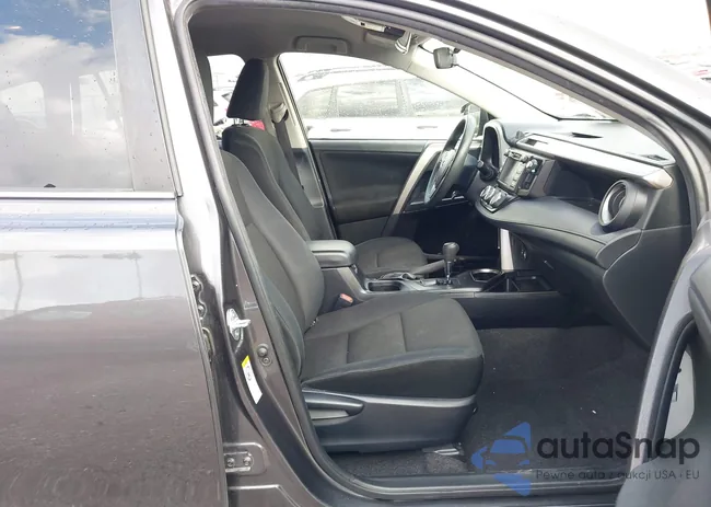 JTMZFREV9JJ211935: 44294093