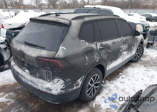 3VV2B7AX7MM111494: 44294133