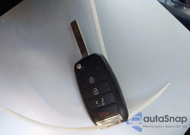 3KPA24AD2LE354900: 44294197