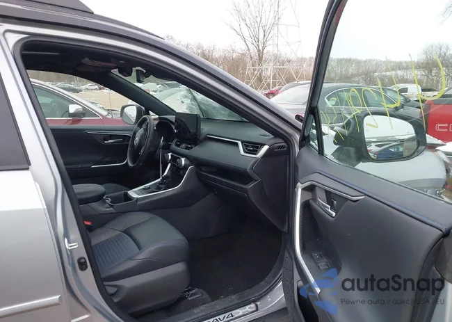 2T3E6RFV6RW078061: 44294330