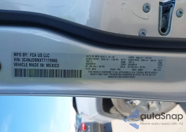 3C4NJDBNXTT179965: 44294369