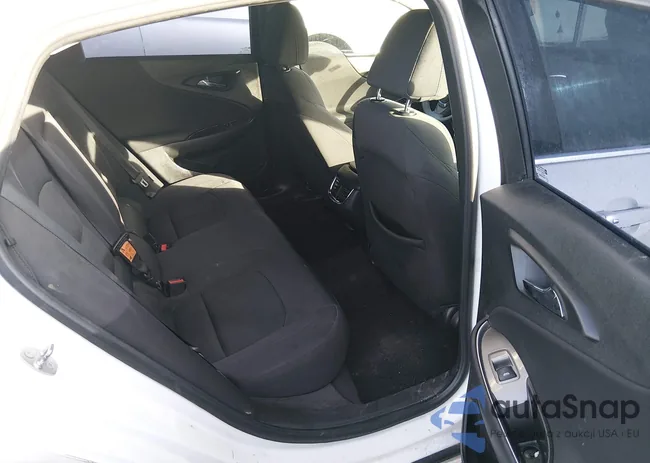 1G1ZE5ST9HF191108: 44294446