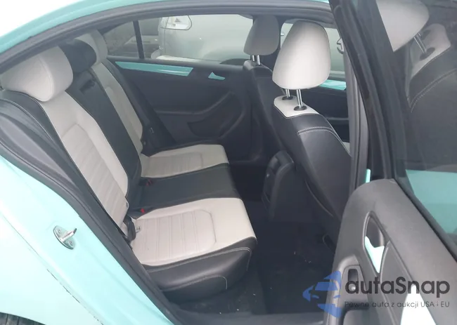 3VWD17AJ6GM254119: 44294450