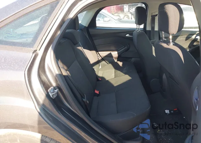 1FADP3F20JL308461: 44294532