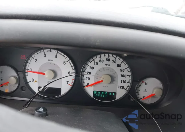 1B3EL46X65N582657: 44294548