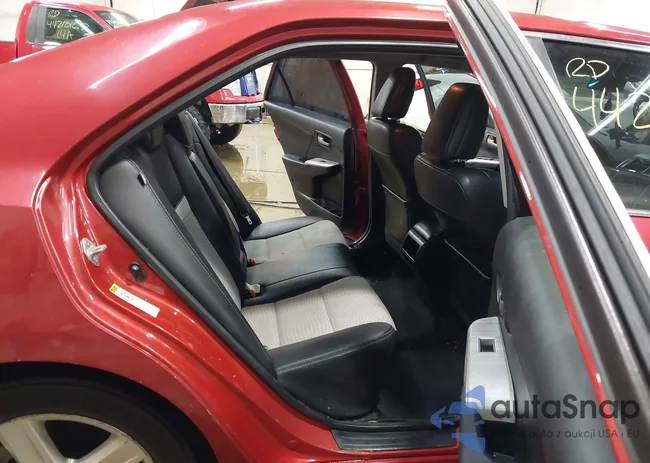 4T1BF1FK8CU581133: 44294552