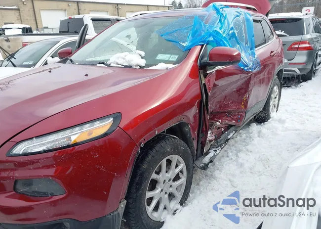 1C4PJMCS3GW253000: 44293626