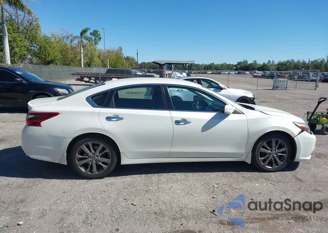 1N4AL3AP3JC136797: 44293646