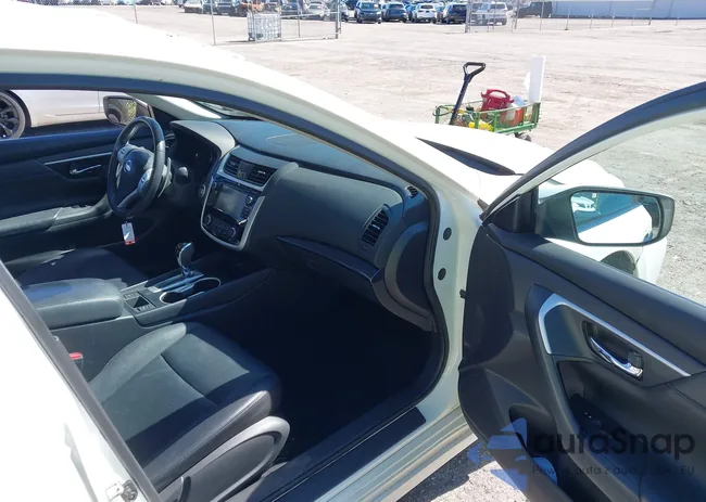 1N4AL3AP3JC136797: 44293646