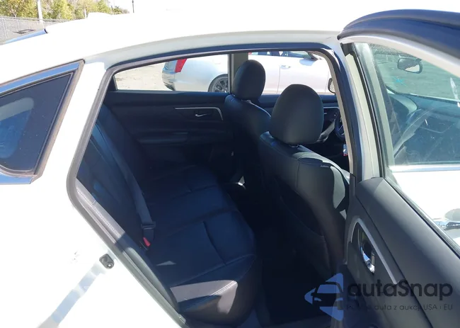 1N4AL3AP3JC136797: 44293646