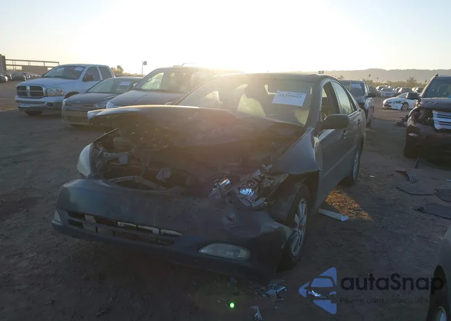 4T1BF32K83U055702: 44293653