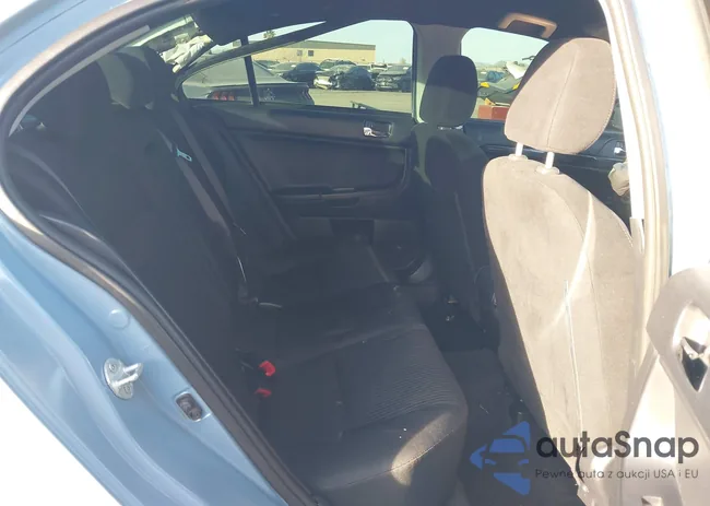 JA32U8FW2FU005806: 44293659