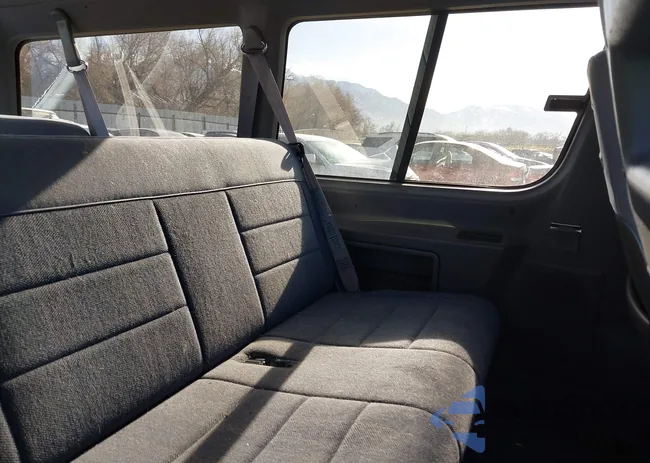 1FMDA41X0TZC04472: 44293665