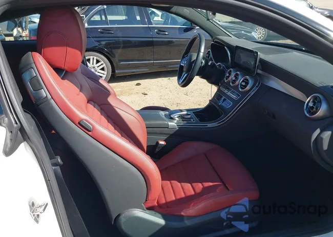 W1KWJ8EB2PG117697: 44293720