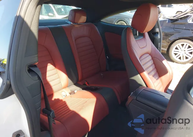 W1KWJ8EB2PG117697: 44293720