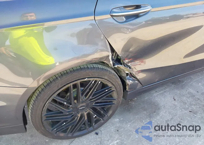 3FA6P0RU0FR102618: 44293727