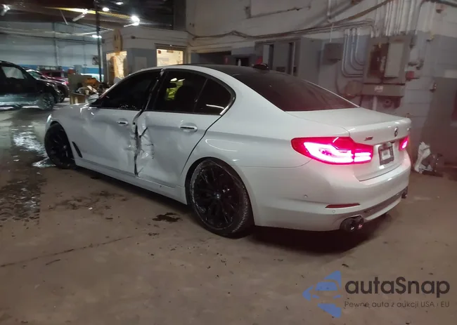 WBAJA7C32HG45H235: 44293739