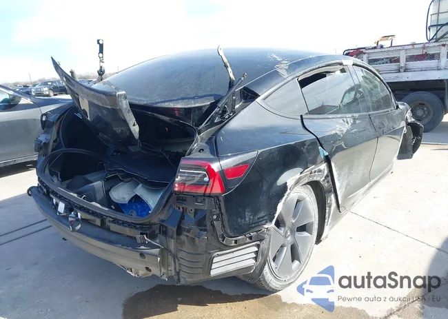 5YJ3E1EA7NF345914: 44293750