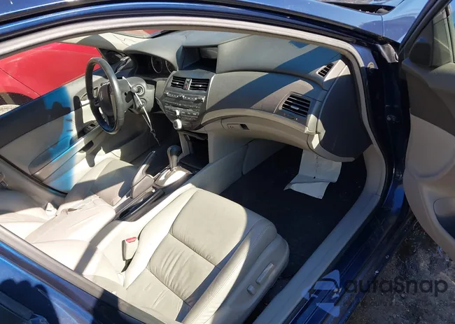 1HGCP36848A077808: 44293755