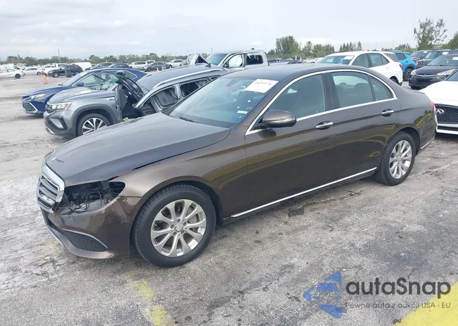 WDDZF4JB9HA067463: 44293776