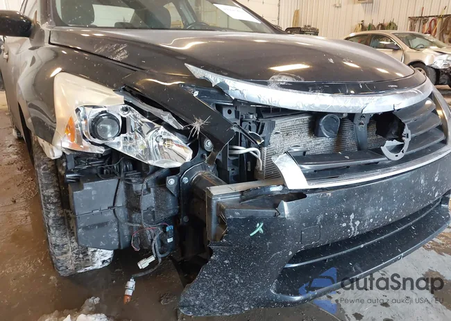 1N4AL3AP6DC104379: 44293804