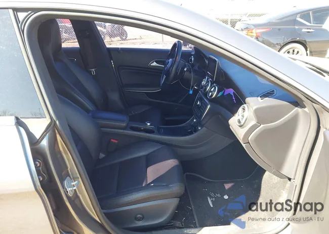 WDDSJ4EB7EN032368: 44293850