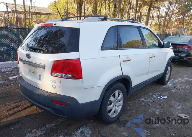 5XYKT3A60CG223657: 44293853