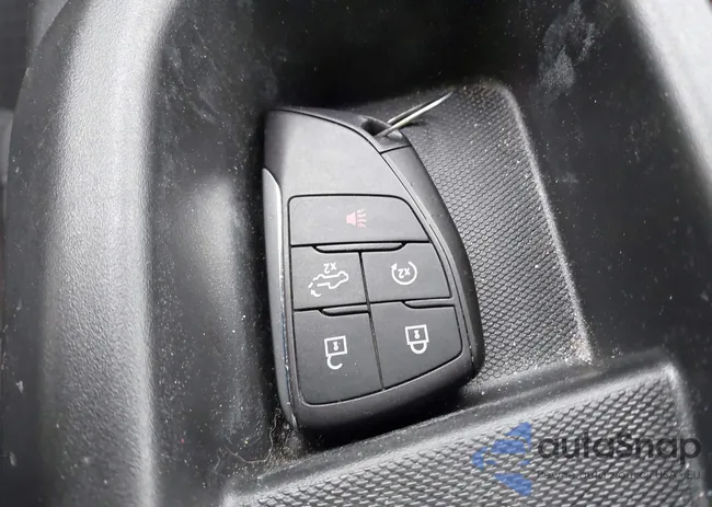 3GTUUCED0RG304053: 44293895