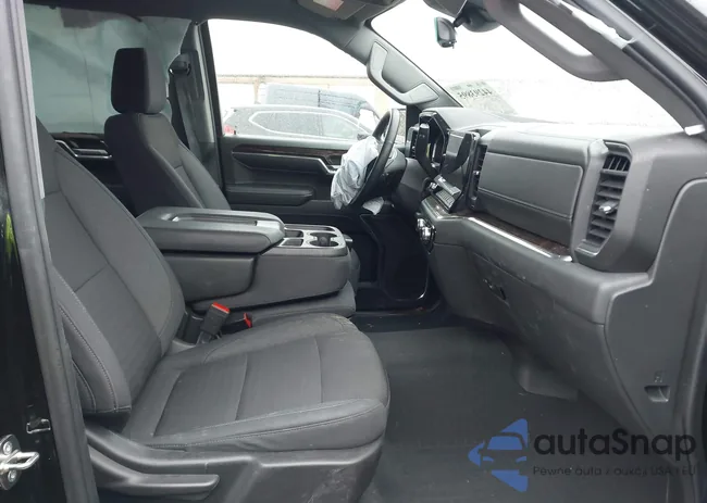 3GTUUCED0RG304053: 44293895