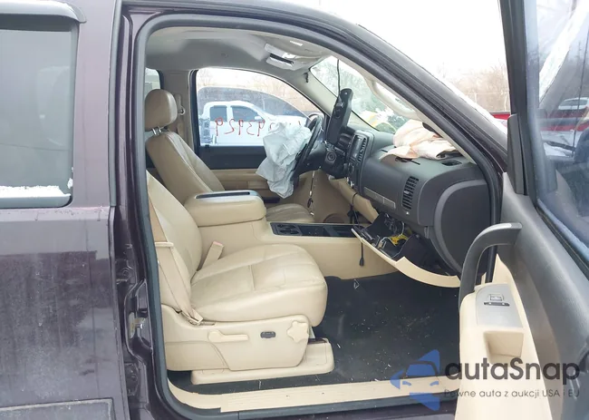 2GCEK13M881128586: 44293929