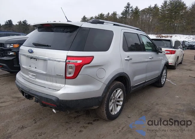 1FMHK8D88BGA77961: 44293940