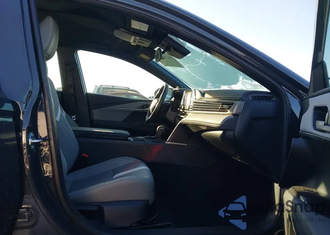 4T1DBADK1SU018172: 44295051