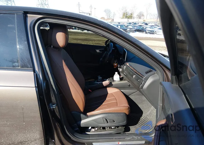 WAUENAF48HN015462: 44295105