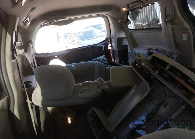 5TDKK3DC2FS570189: 44295160