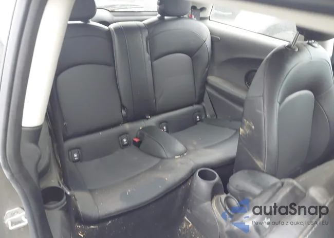 WMWXP5C51J2G62884: 44295182