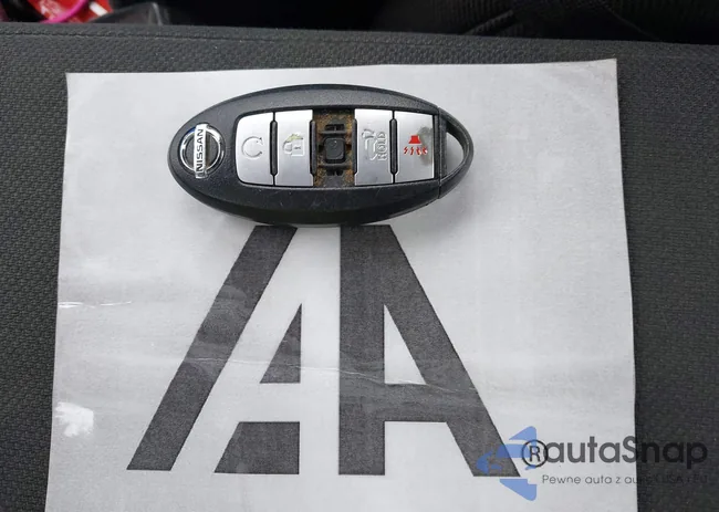 JN8AT2MT5HW144118: 44295261