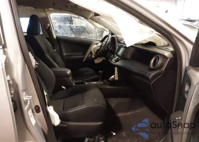 2T3RFREV8JW703129: 44295281