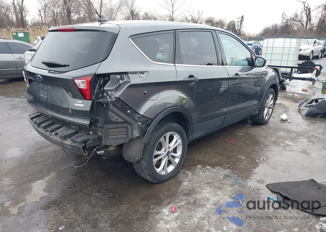 1FMCU0GD0KUA38880: 44295292