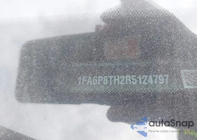 1FA6P8TH2R5124797: 44295330