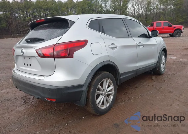 JN1BJ1CPXJW190816: 44295356