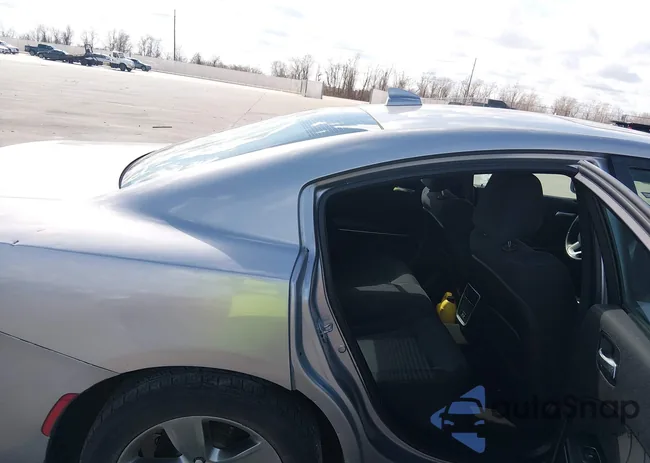 2C3CDXHGXFH824639: 44295376