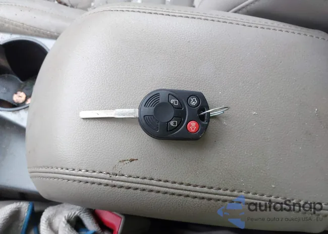 1FMCU9G92EUD70212: 44295379